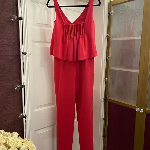Trina Turk fuchsia colour jumpsuit, size 4 - Picture 3 of 7
